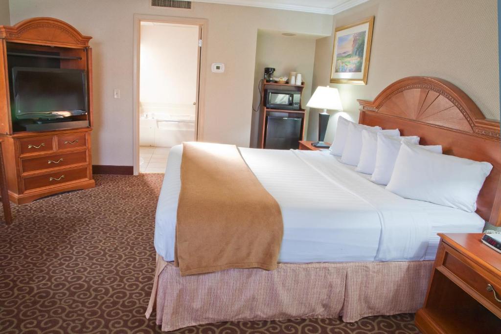Red Arrow Inn & Suites, A Travelodge By Wyndham Montrose Δωμάτιο φωτογραφία