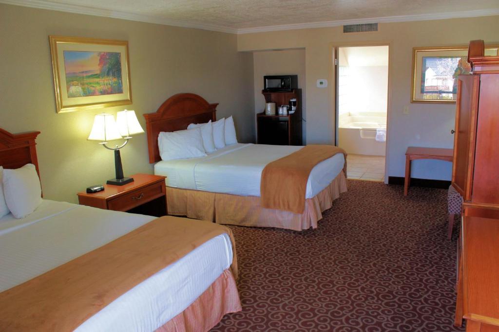 Red Arrow Inn & Suites, A Travelodge By Wyndham Montrose Δωμάτιο φωτογραφία